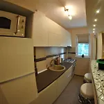 公寓 Modern & In North Of