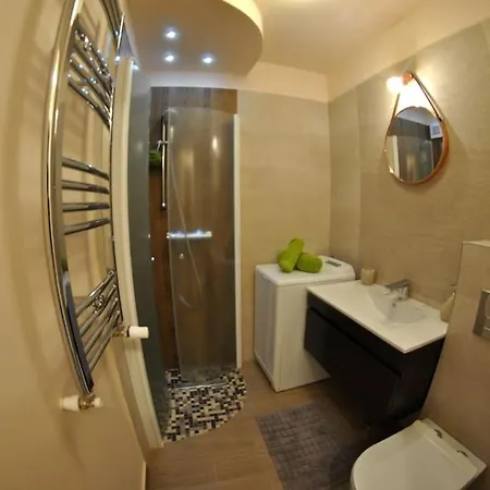 Modern & In North Of